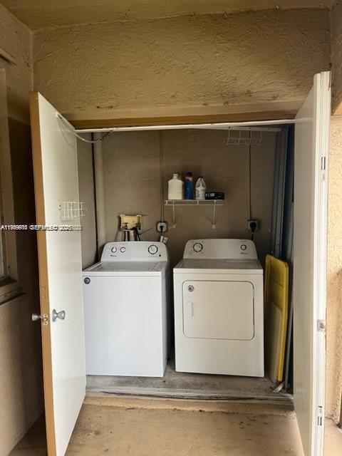 Building Photo - 200 SW 117th Terrace