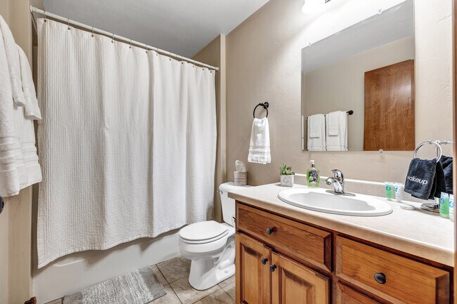 Building Photo - 2212 Rygar Ct