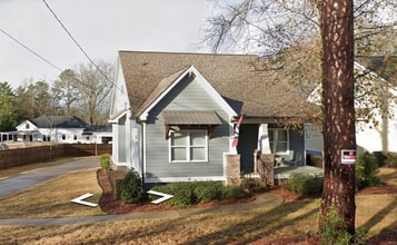 Building Photo - 470 S Rocksprings St