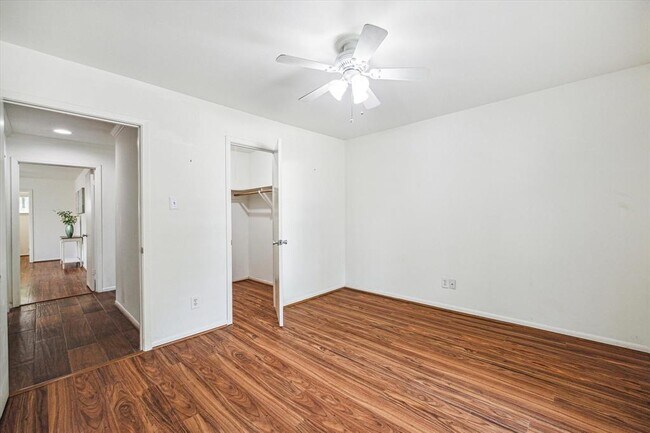 Building Photo - 5939 Rutherglenn Dr