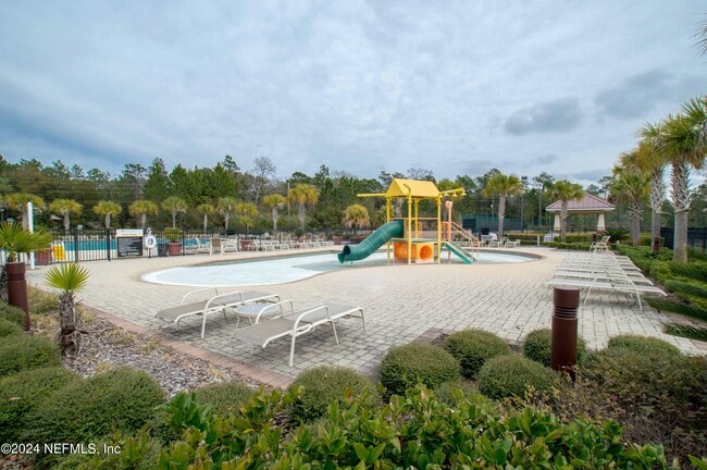 Building Photo - 16022 Willow Bluff Ct