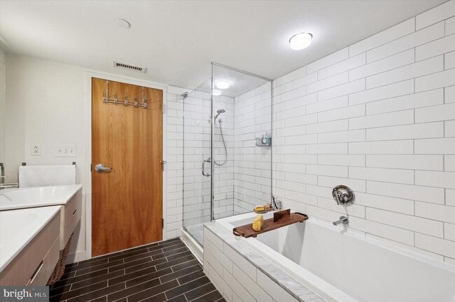 Building Photo - 1101 Washington Ave