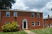 Building Photo - 102 Feimster St