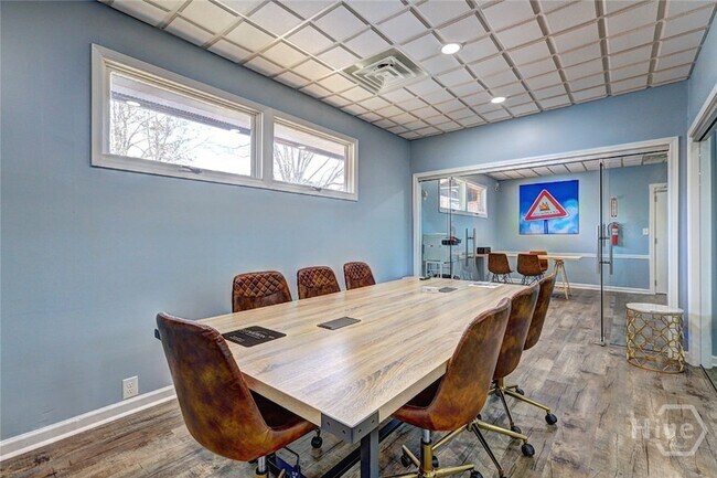 Building Photo - 333 Alcovy St