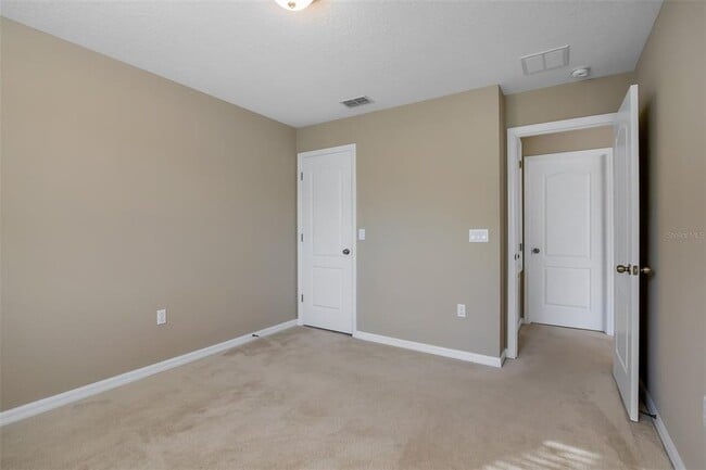 Building Photo - 2752 River Landing Dr