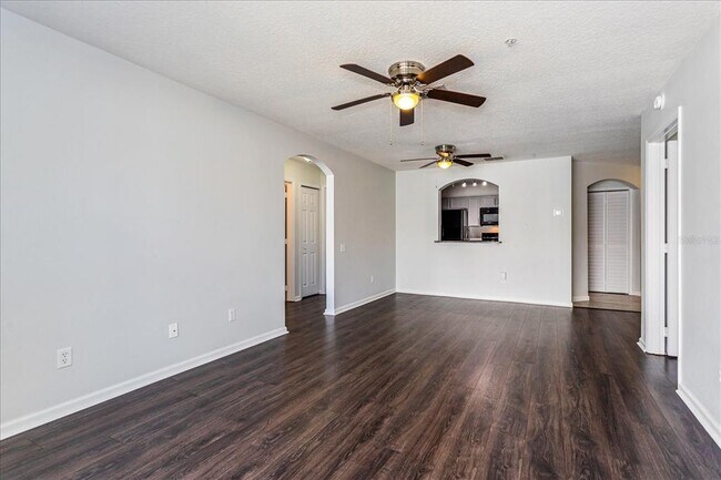 Building Photo - 3940 Southpointe Dr