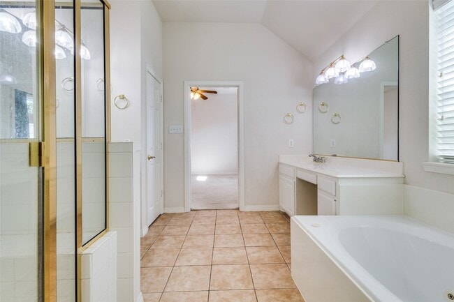 Building Photo - 1605 Cordero Ct