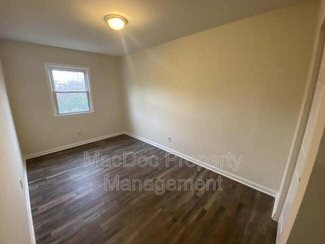 Building Photo - 24 Bentley Ct