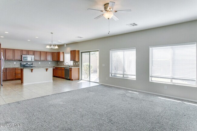 Building Photo - 2343 W Tallgrass Trail