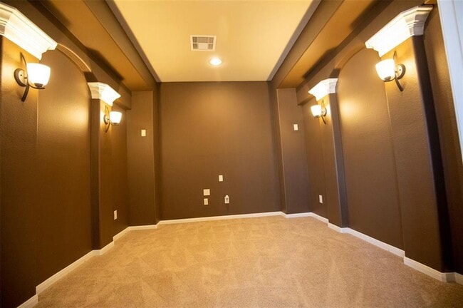 Building Photo - 21325 Kings Guild Ln