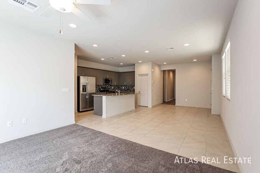 Building Photo - 1625 Guyot Ct