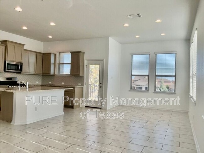 Building Photo - 18005 Pomelo Ln