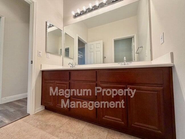 Building Photo - 40382 Corrigan Pl