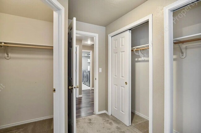 Building Photo - Comfortable Single-Level Home in NE Redmond