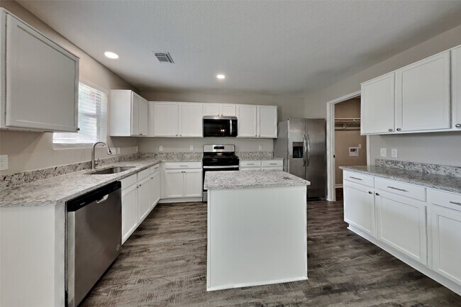 Building Photo - 17435 Ivy Stream Dr