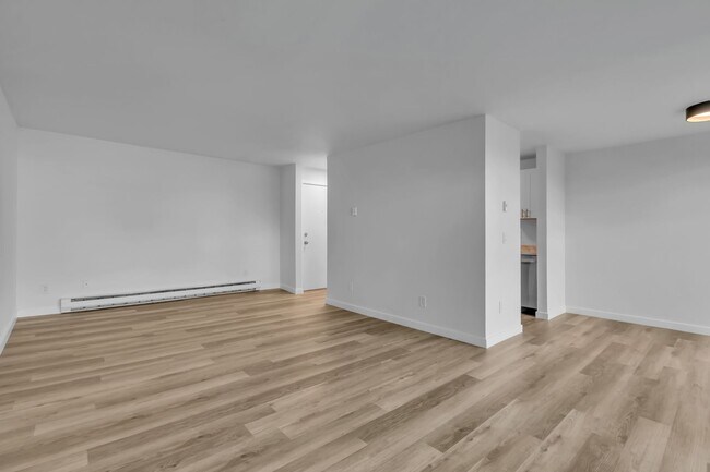 Building Photo - 15142 65th Ave S