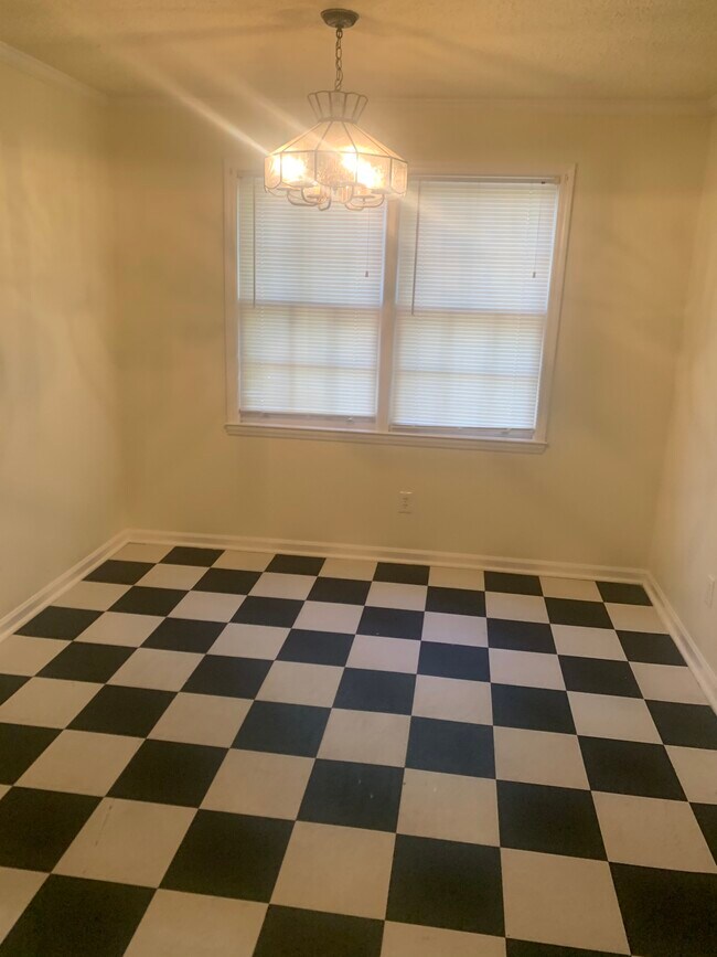 Dining Area - 1736 Springwoods Lake Dr