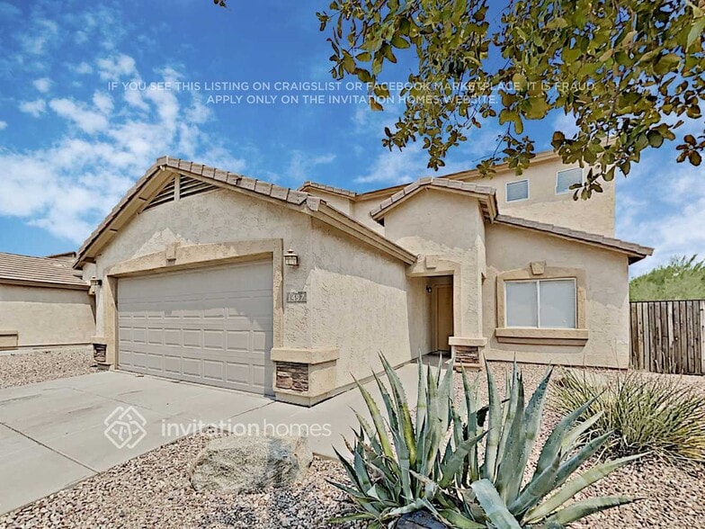 Primary Photo - 1497 S 221st Dr