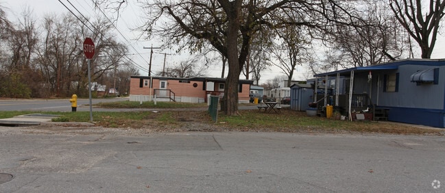 Building Photo - Belle Grove Mobile Home Community