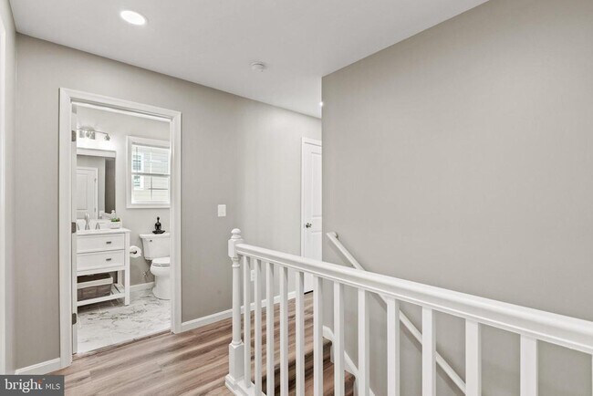 Building Photo - 41573 Church St