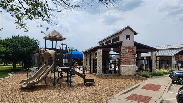 Building Photo - 12373 Payne St