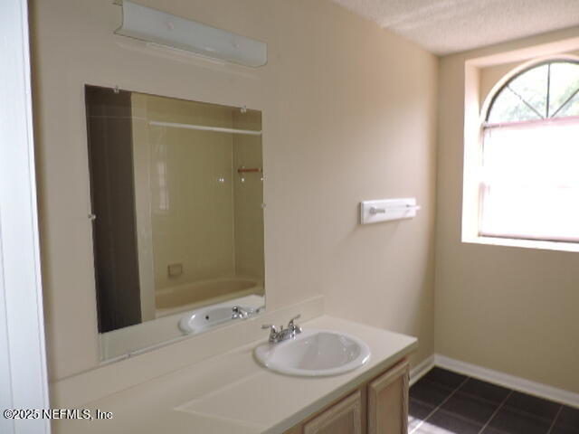 Building Photo - 8710 Pinevalley Ln