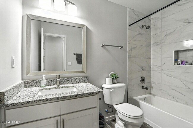 Building Photo - 837 Paseo Drusy Pl