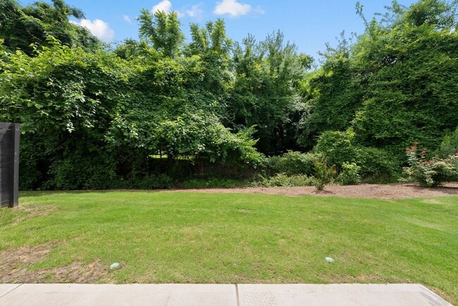 Building Photo - 2200-102 Millbank Village CT