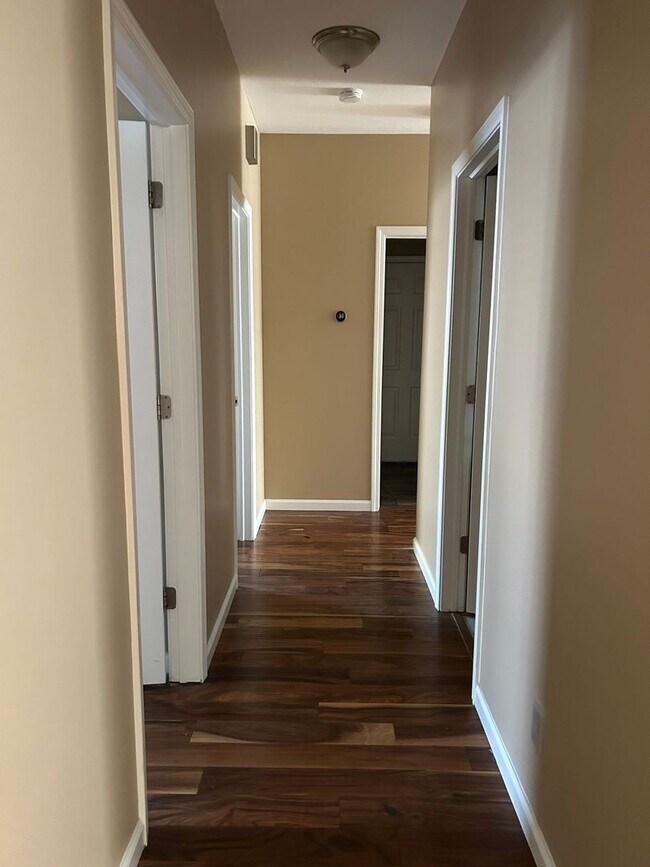 Building Photo - 3051 Bluster Ct