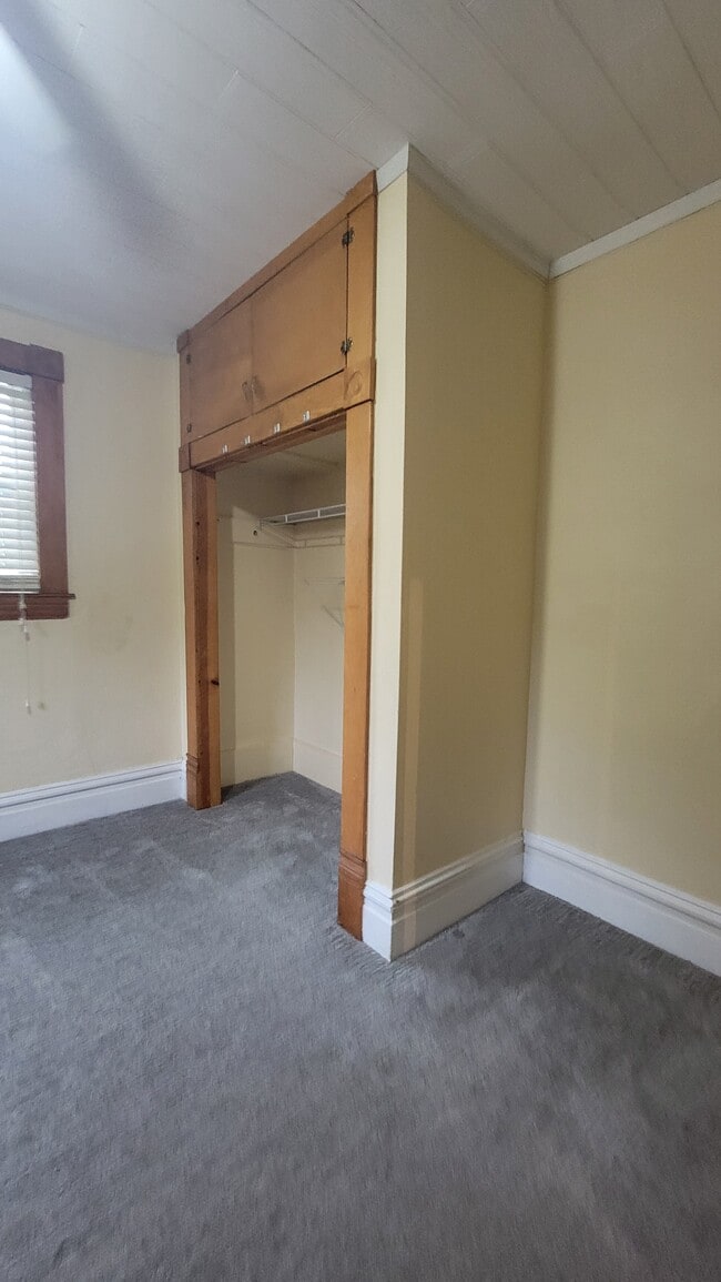 Building Photo - 441 Second St