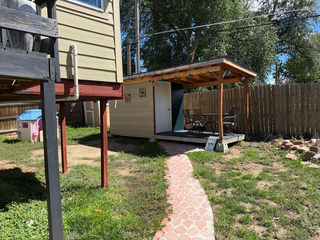 Building Photo - 4666 Witches Hollow Ln