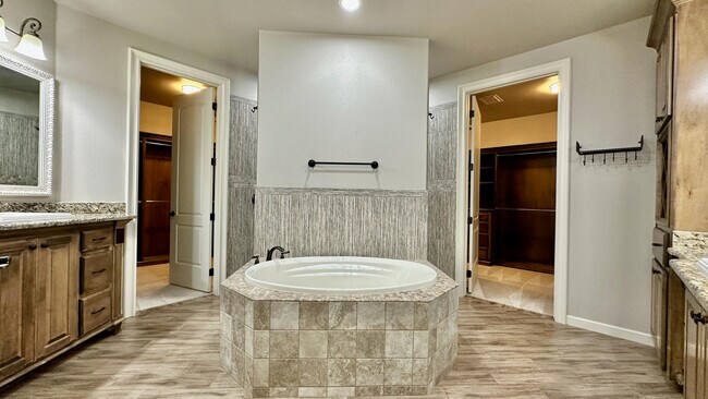 Building Photo - 4202 126th St