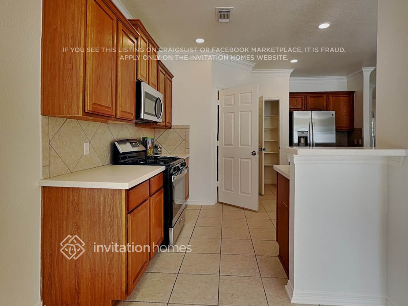 Building Photo - 15231 Henderson Point Dr