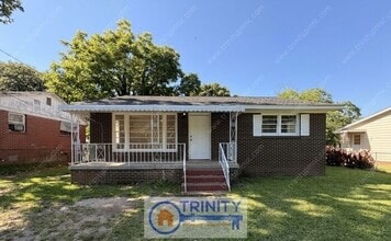 Building Photo - Your new home awaits!