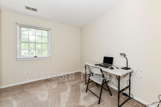 Building Photo - 8504 Shadeway Pl