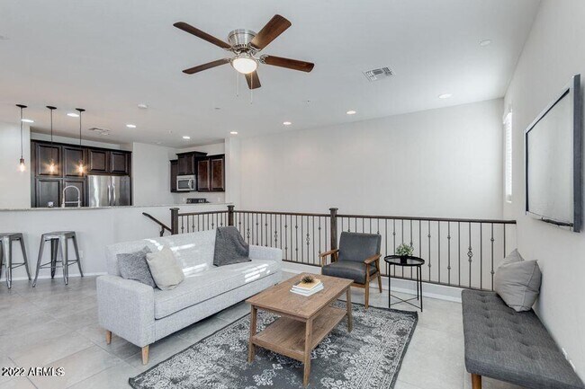 Building Photo - 4763 E Red Oak Ln