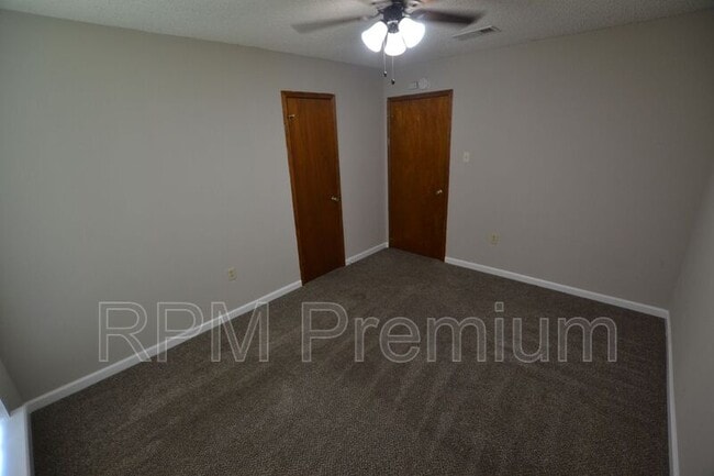 Building Photo - 2214 Alice St