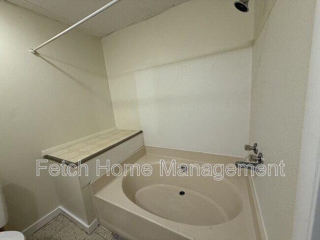 Building Photo - 357 S 3rd St