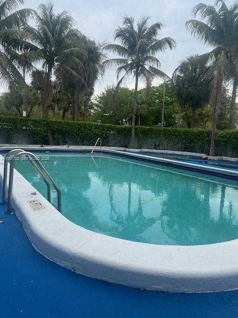 Building Photo - 2175 NE 170th St