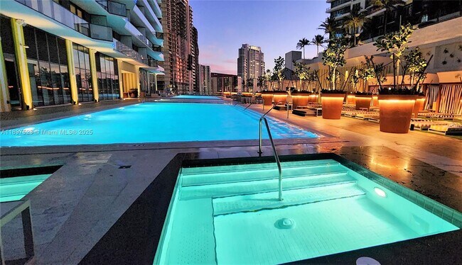 Building Photo - 1300 S Miami Ave