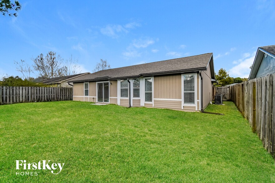 Building Photo - 3233 Puffin Way