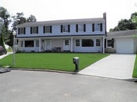 Building Photo - 12 Sundale Ct