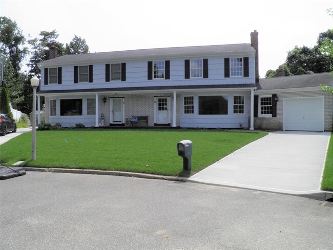 Primary Photo - 12 Sundale Ct