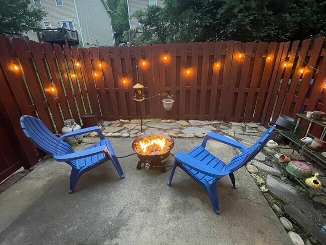 Building Photo - 41 Stafford Ct