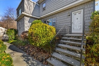 Building Photo - 45 Pamela Ln