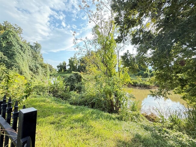 Building Photo - 13522 Schumann Trail