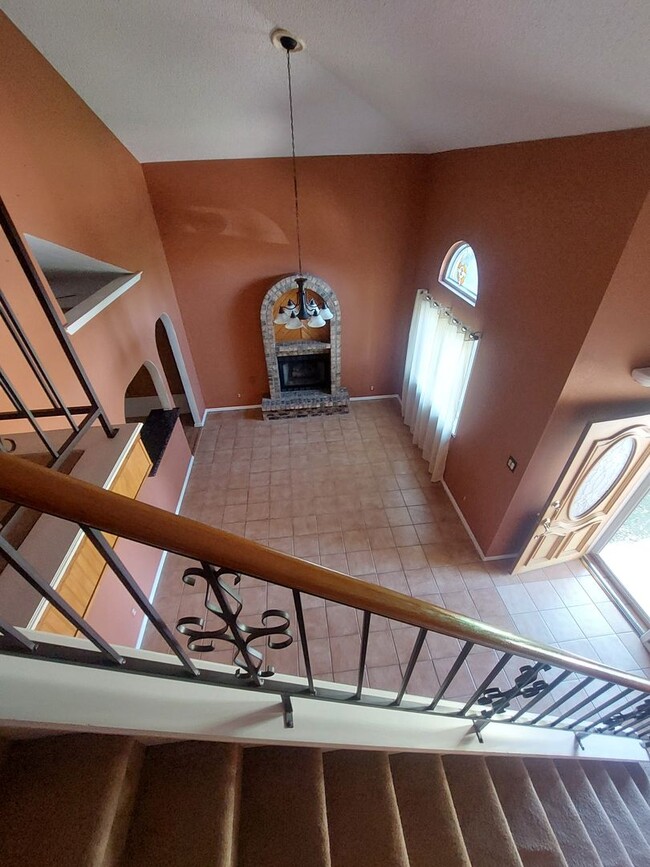 Building Photo - Beautiful Rental near Fort Bliss