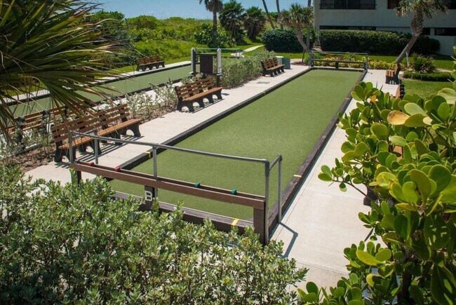 Building Photo - 2400 S Ocean Dr