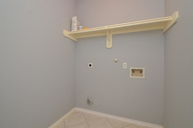 Building Photo - 21323 Grand Hollow Ln
