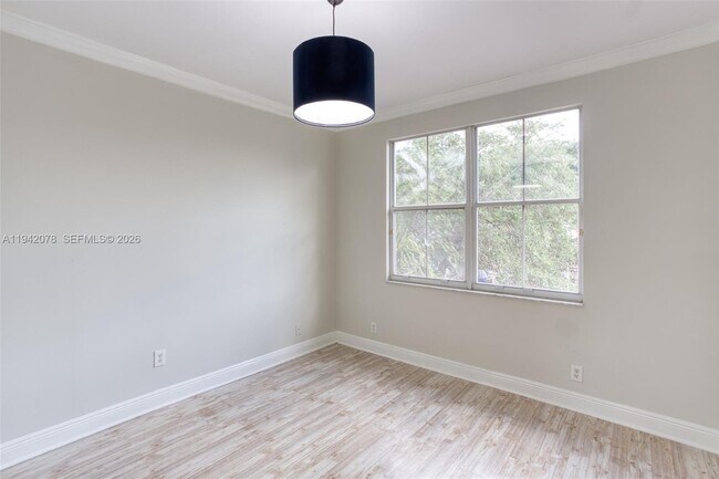 Building Photo - 3755 SW 50th St